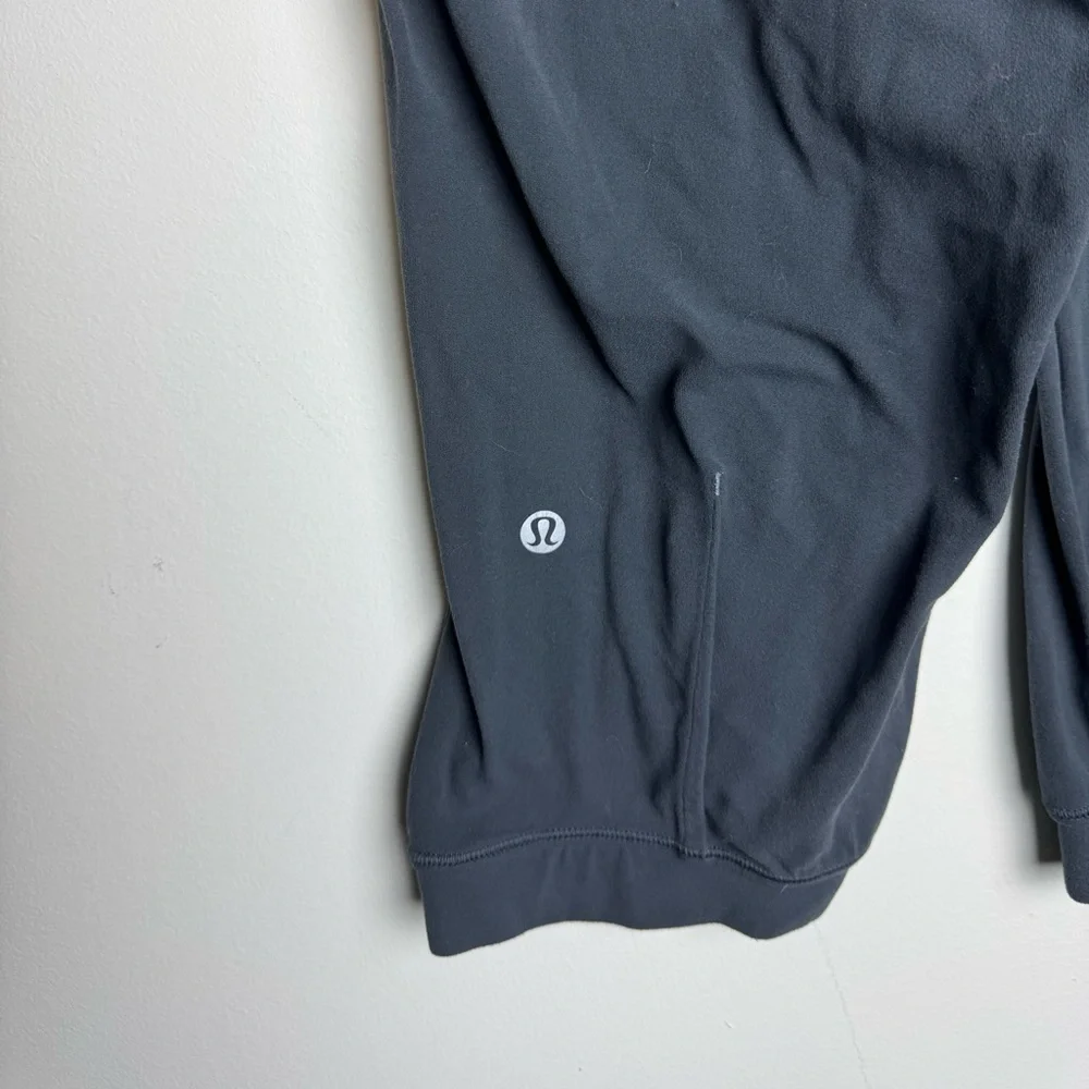 Lululemon Rejuvenate Crop 18